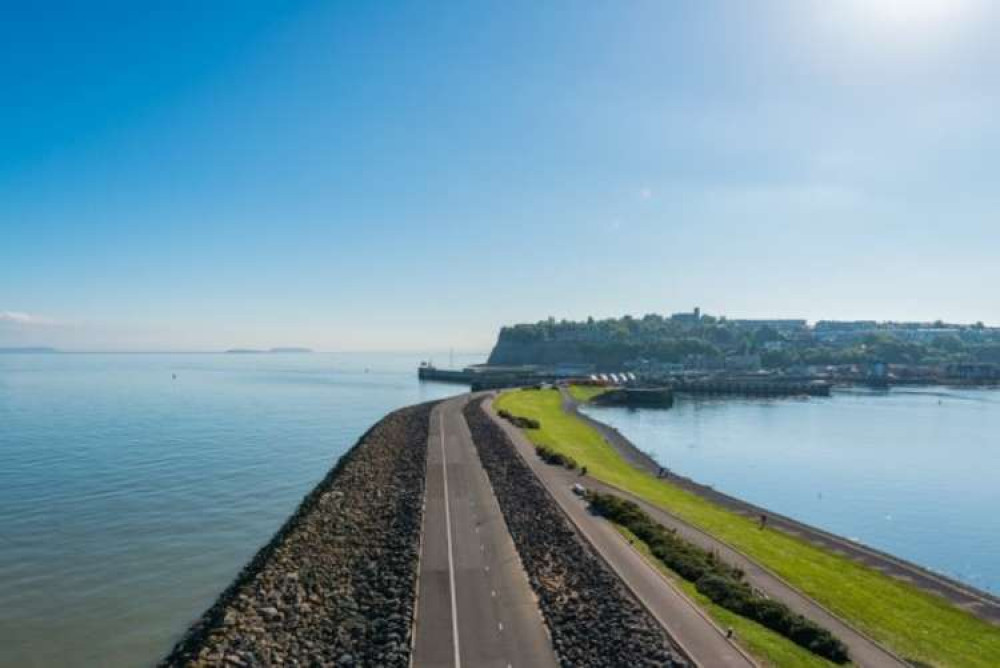 Cardiff Bay barrage will be closed for four days starting tomorrow