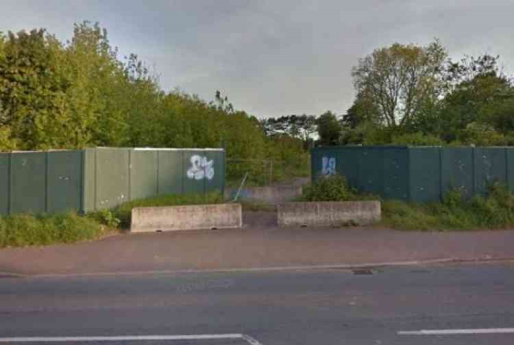 The proposed site off Salterton Road, adjacent to the Tesco superstore. Image courtesy of Google.