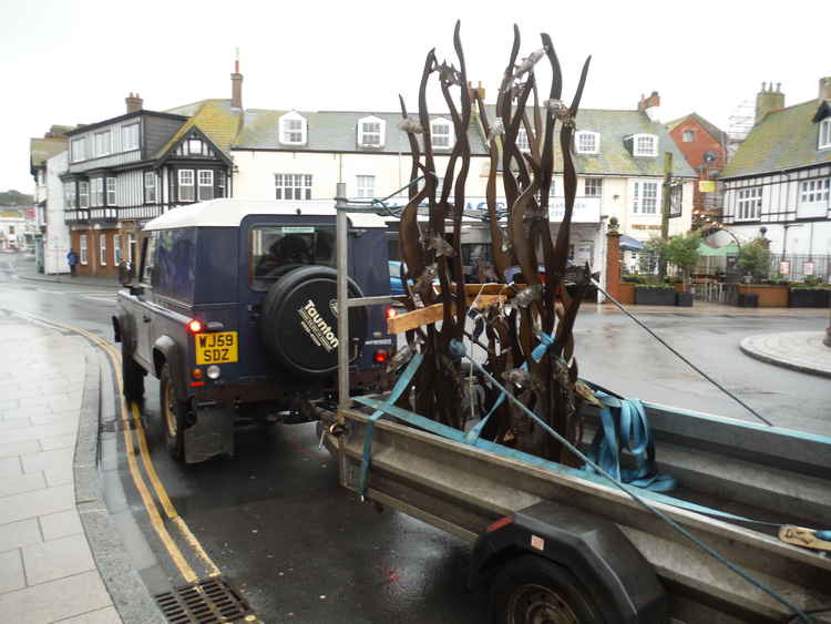 The sculptures arriving on the trailer with Anthony and Ray. Picture: Exmouth In Bloom