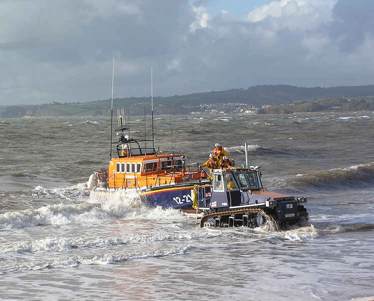 Tim and Crew volunteers recovering the Mersey class 'Margaret Jean'