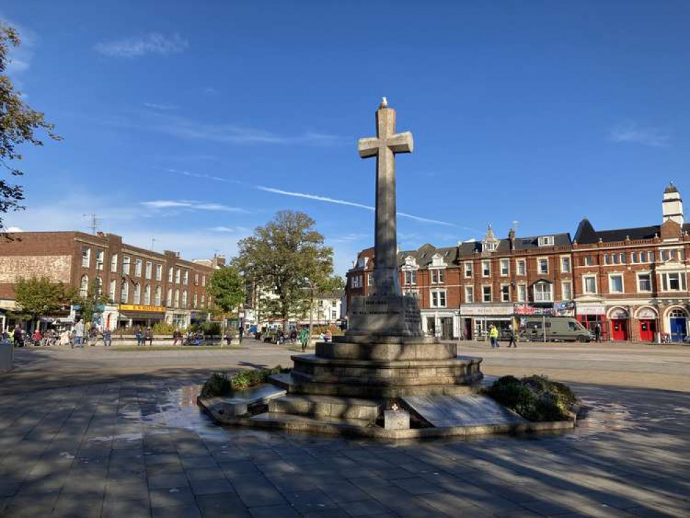 The Strand, Exmouth (Will Goddard, Nub News)