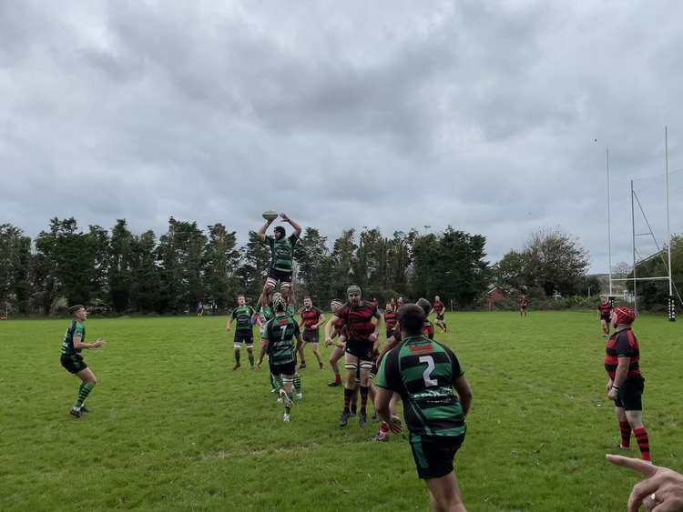 Withycombe RFC winning a line-out. Credit: Adam Curtis