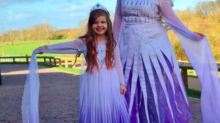 Acacia's wish is to meet characters from the 2013 film Frozen.