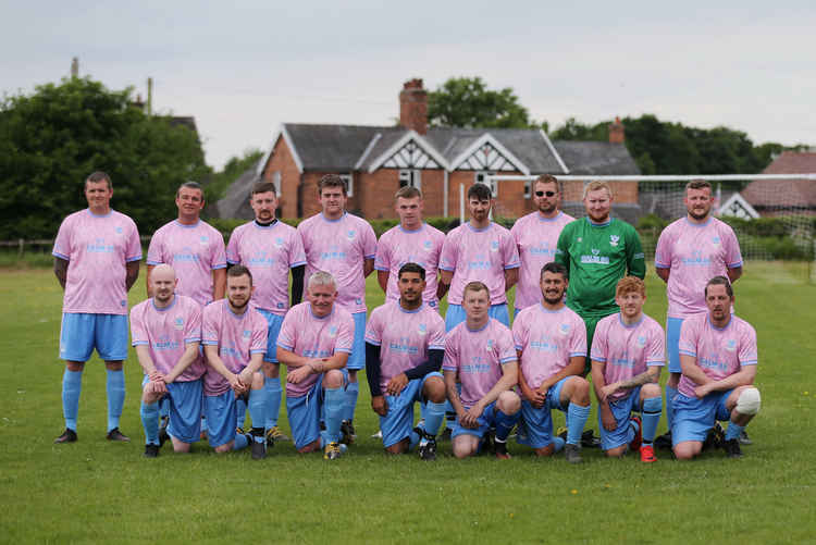 Calm 84 FC Crewe before facing Heart Warriors FC (Image: Jonathan White)