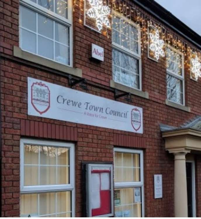 Crewe Town Council is to apply to the Platinum Jubilee Civic Awards.