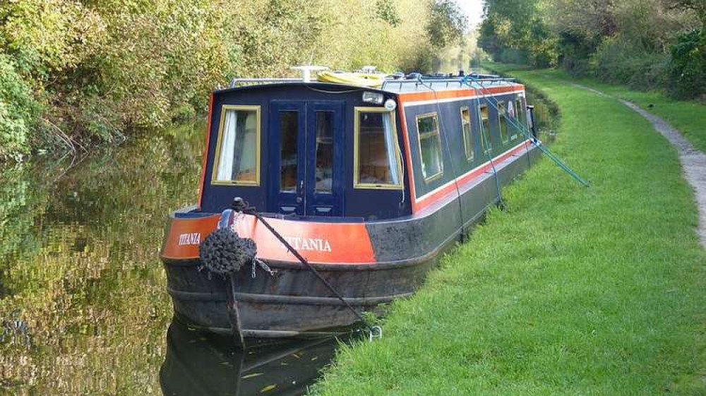 The narrowboats will not be stayed in overnight
