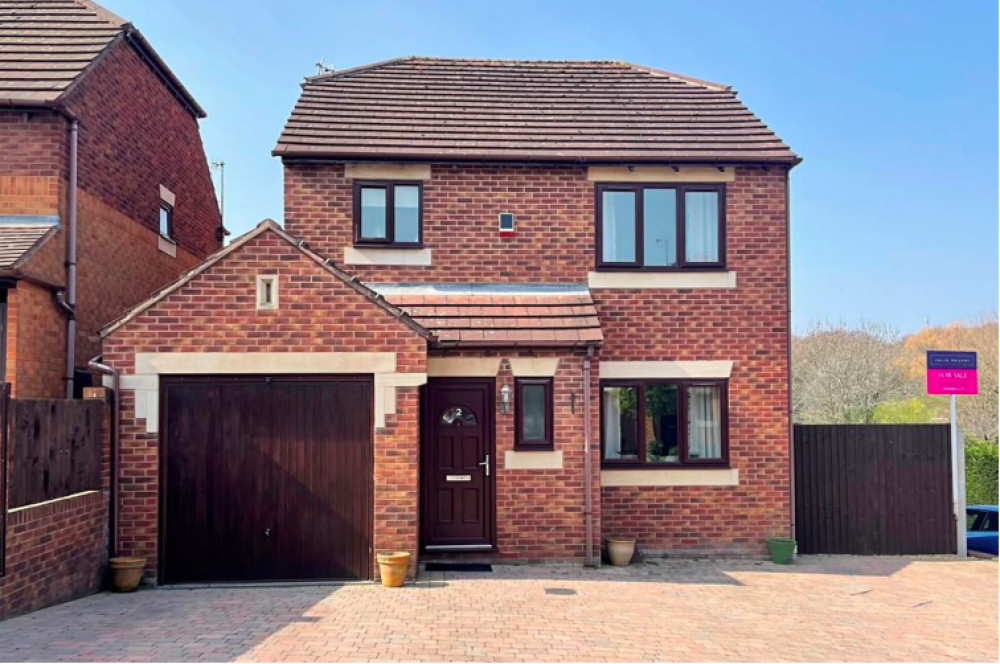 This week we have looked at a three-bedroom detached family home on Angus Close currently on the market for £495,000