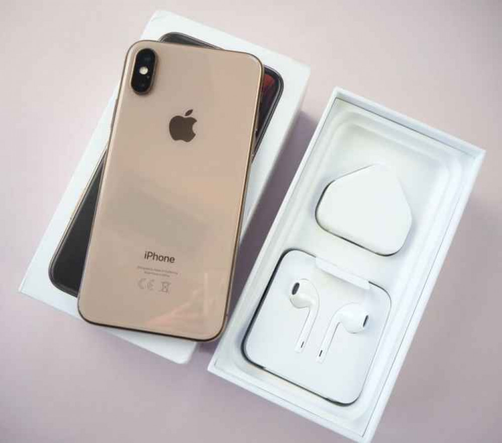 Apple iPhone XS 256GB Gold (Vodafone) A2097 (GSM) | Mobile Phones