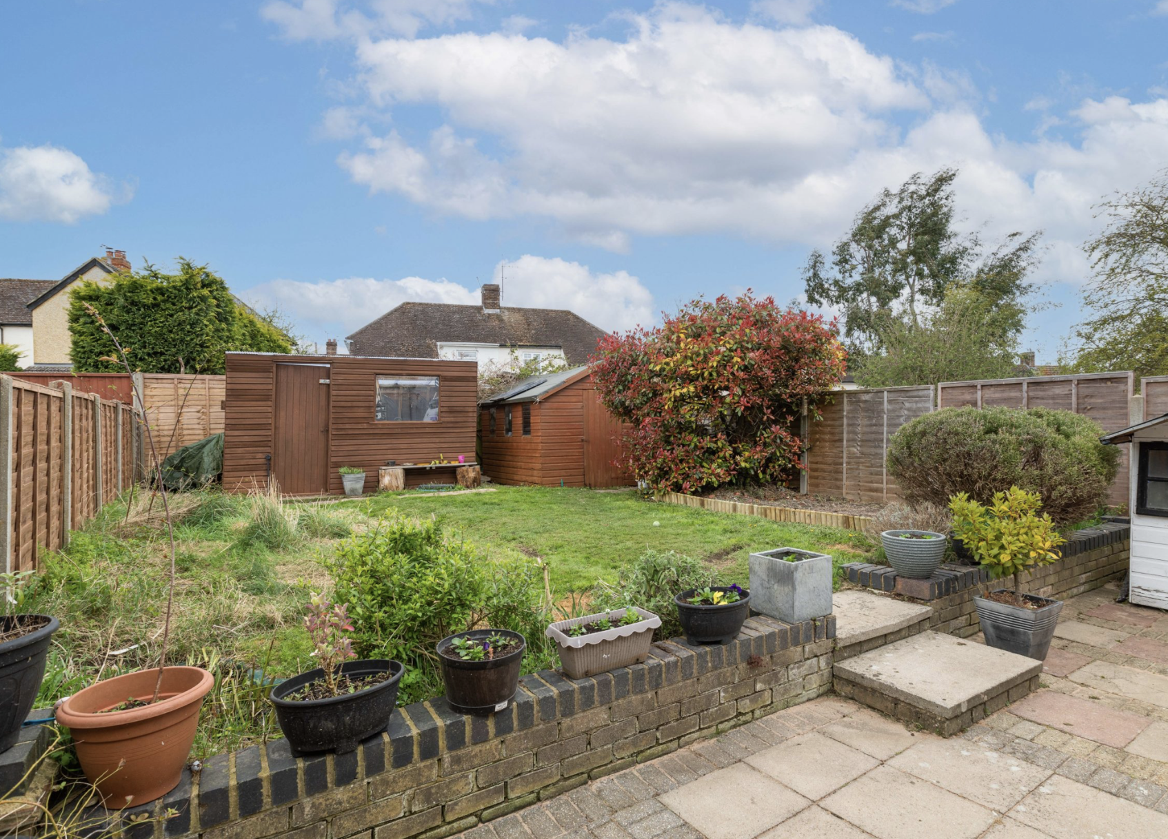 This semi-detached home has been extended to front and rear giving a very spacious ground floor with two generous reception rooms, large kitchen, and bathroom. To the first floor there are three bedrooms This semi-detached home has been extended to front and rear giving a very spacious ground floor with two generous reception rooms, large kitchen, and bathroom. To the first floor there are three bedrooms