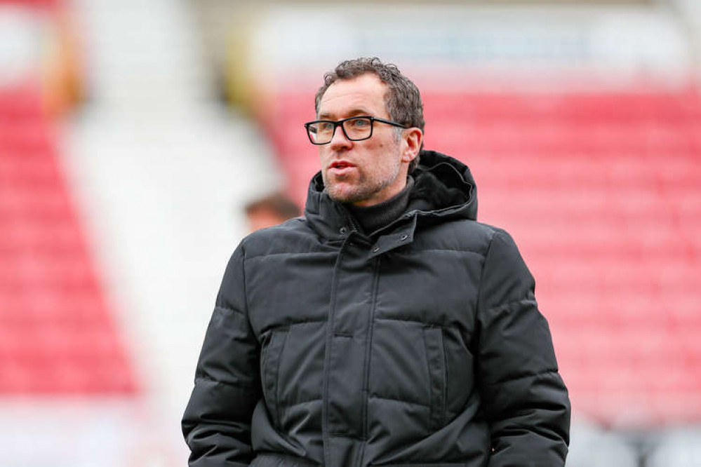 Dave Artell says Crewe have only a 'small group' of players who refuse to be vaccinated.