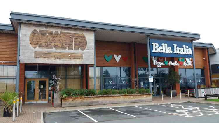 There are plans to split the former Bella Italia restaurant into two units.
