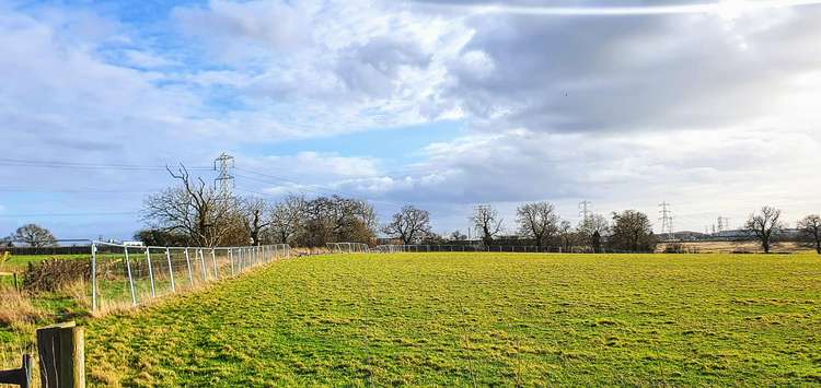 Scaffolding to the fields off Middlewich Road ready for the road.