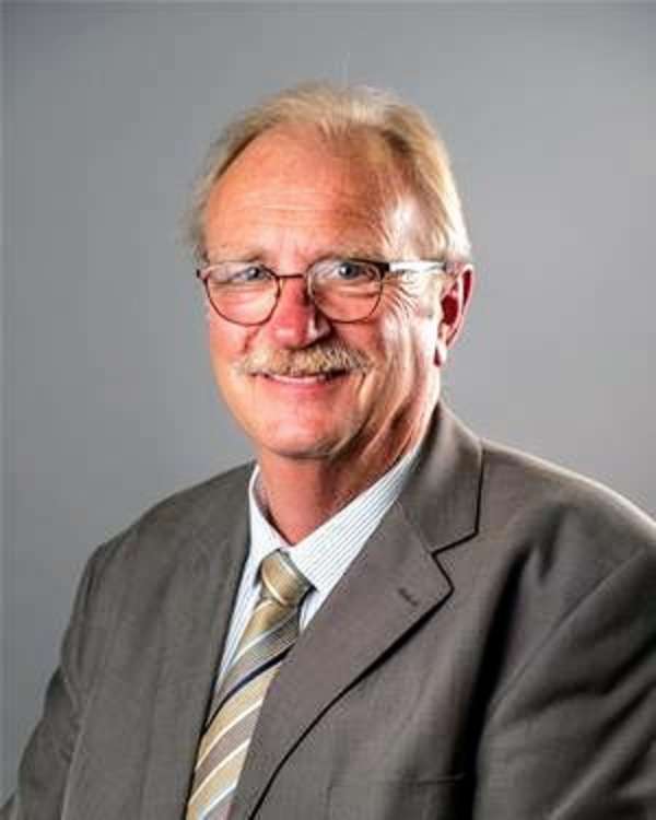 Cllr Steve Edgar, Haslington. Conservative.