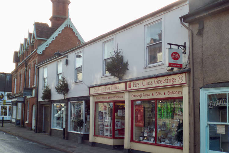 Unsafe Christmas trees in High Street sparked row (Picture credit: Hadleigh Nub News)