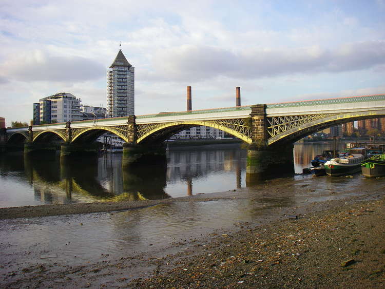 Man 79 dies after collapsing on Battersea Bridge Road Local