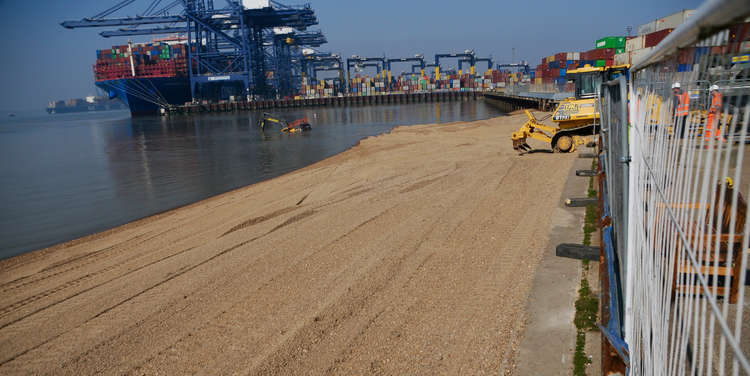 Digger trapped by high tide off beach where Felixstowe ferry lands (Picture credit: Derek Davis Felixstowe Nub News)