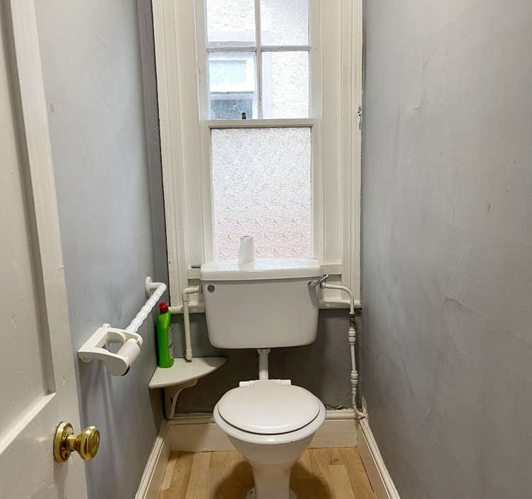 WC (Whitton and Laing) WC (Whitton and Laing)