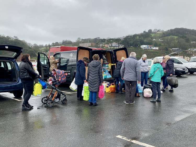 Filling a Coffeeworks van with donations (Nub News, Will Goddard)