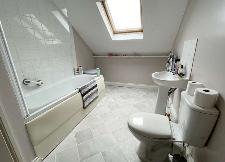 An example bathroom (Whitton and Laing) An example bathroom (Whitton and Laing)