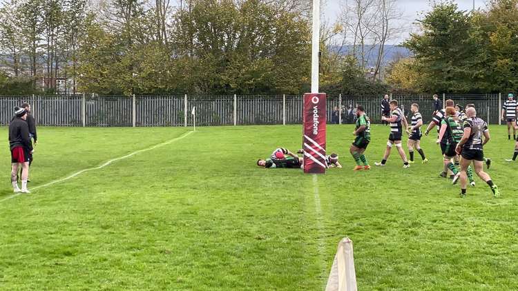 Withies score a try. Credit: Adam Curtis