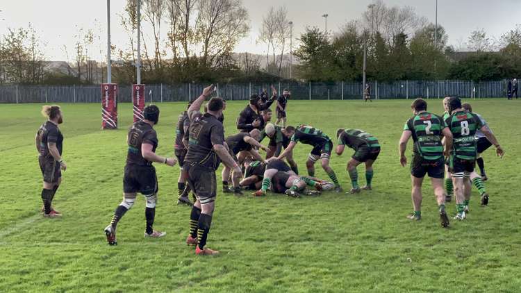 A ruck close to Veor's tryline. Credit: Adam Curtis