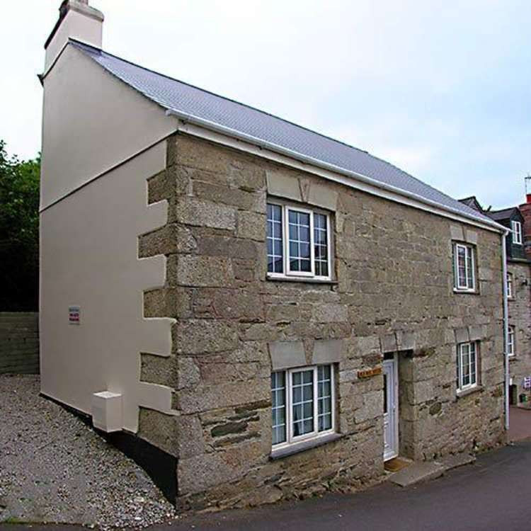 The front of the property. Tresooth Lane, Penryn.