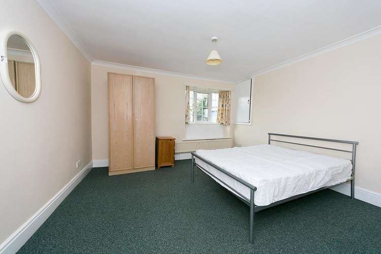 Bedroom three. Tresooth Lane, Penryn.