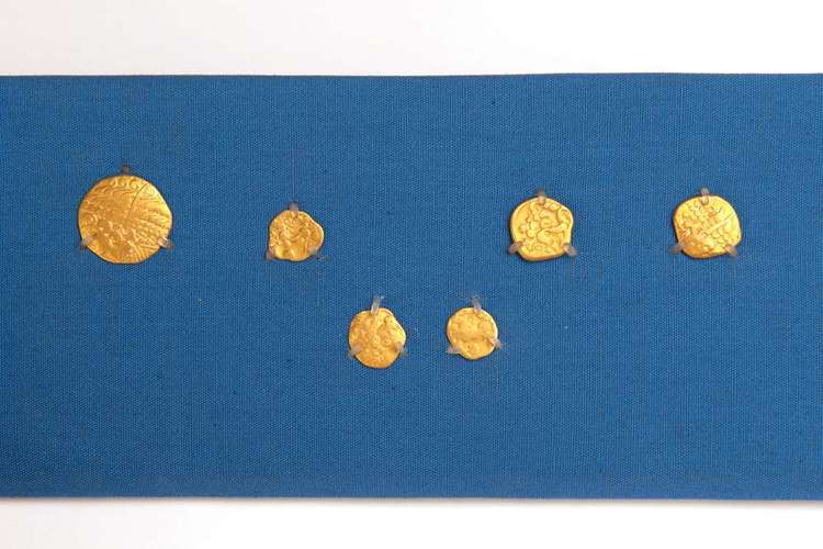 Gold coins uncovered in Chessington are now on display in Kingston museum (Image: Kingston Museum)