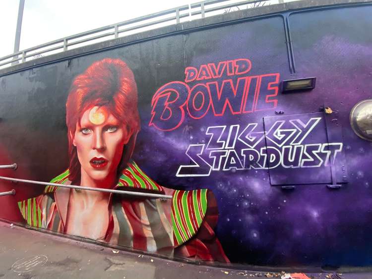 A new mural of Bowie as Ziggy Stardust has appeared in Tolworth near the site of the old Toby Jug pub (Image: The Community Brain)