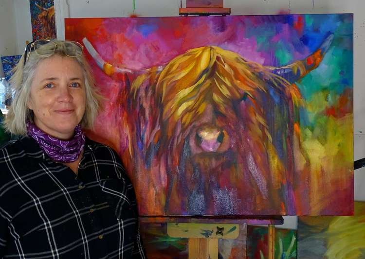 Award winning artist Sue Gardner