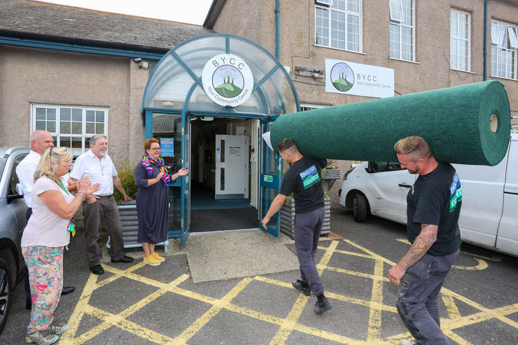 Bridport Youth and Community Centre gets new carpet thanks to McCarthy Stone Foundation