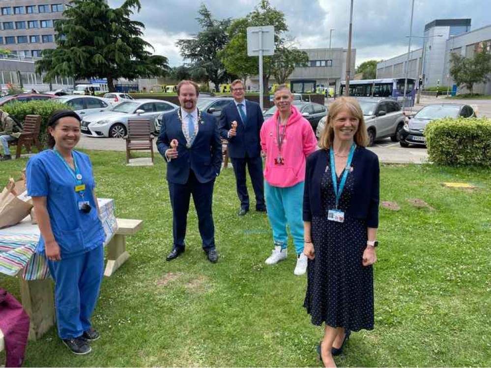 Thurrock deputy mayor Cllr James Halden enjoyed an ice cream when he joined Trust CEO Clare Panniker and staff at Basildon Hospital.