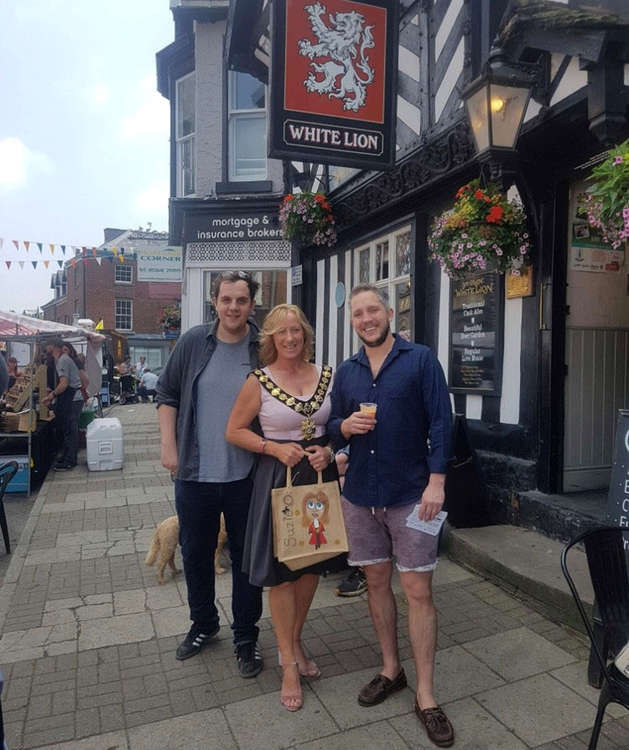 Suzie has begun canvassing. She'll forge great relationships with North Shropshire businesses like she did with Congleton's. Here she is pictured with Joe Manning and Michael Potts from Manning Brewers, from Congleton's White Lion.