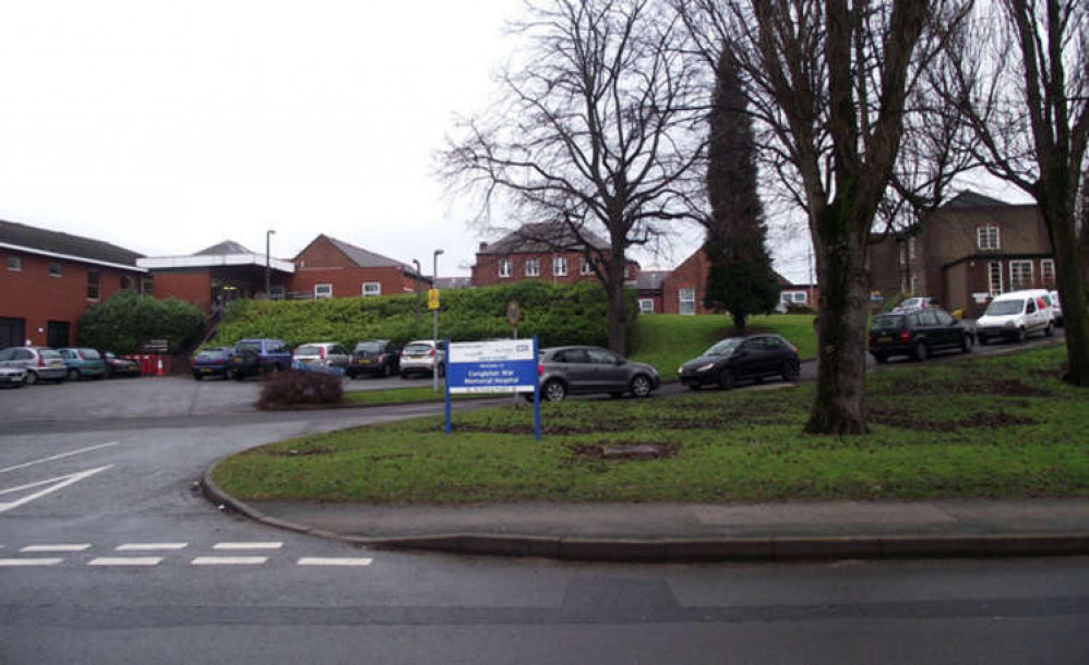 Congleton War Memorial Hospital on Canal Road. (Image CC © Copyright Jonathan Kington Unchanged bit.ly/3LLGMtd)