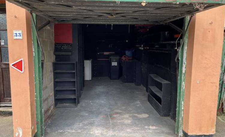 Garage (Fulfords)