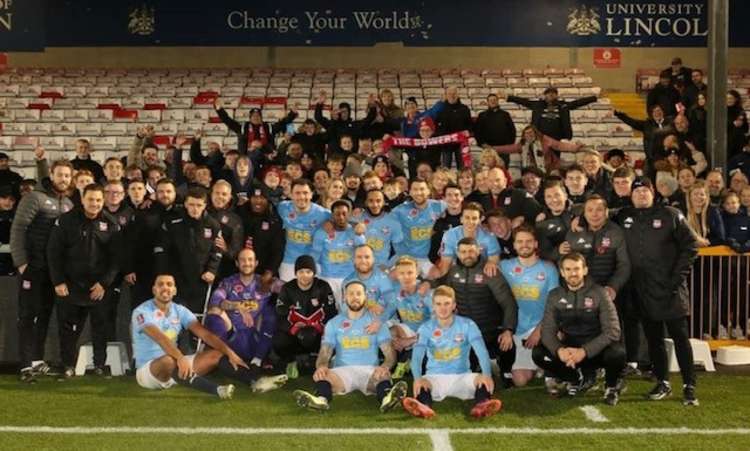 Bowers & Pitsea with their fans after the match.