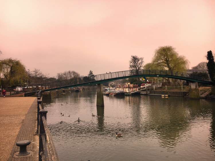 The strange orange glow filled the skies above south west London today (Image: Ruth Wadey)