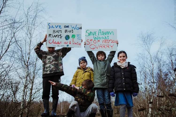 The protest on Sunday 9th January. Photo credit @taltakingpics