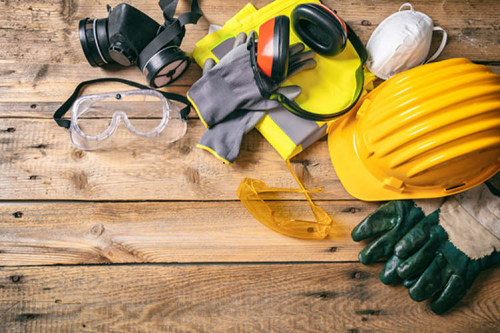 Lauren Martin of Thatcher + Hallam has summarised forthcoming changes to laws regarding the provision of PPE  to casual workers