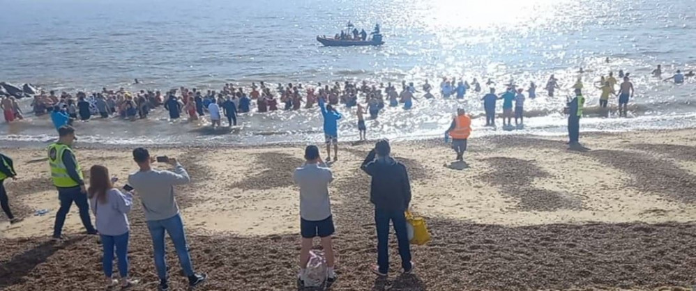 Felixstowe dippers taking part in St Elizabeth charity event this morning (Picture credit: Dermot Ryan)