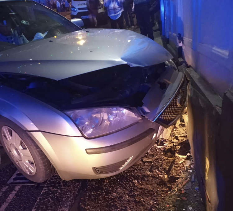 A picture of Robyn Gray's vehicle outside The Red Lion.