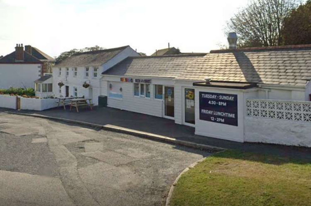 Fraser's Fish & Chips Helston was involved in a small fire early this morning.