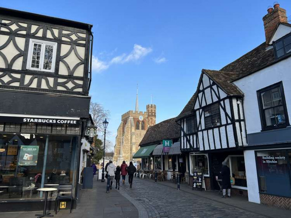 Hitchin: Don't miss out - sign-up to our free Friday lunchtime newsletter and join more than 4,000 readers. PICTURE: Hitchin town centre in the midwinter sunshine this week. CREDIT: @HitchinNubNews