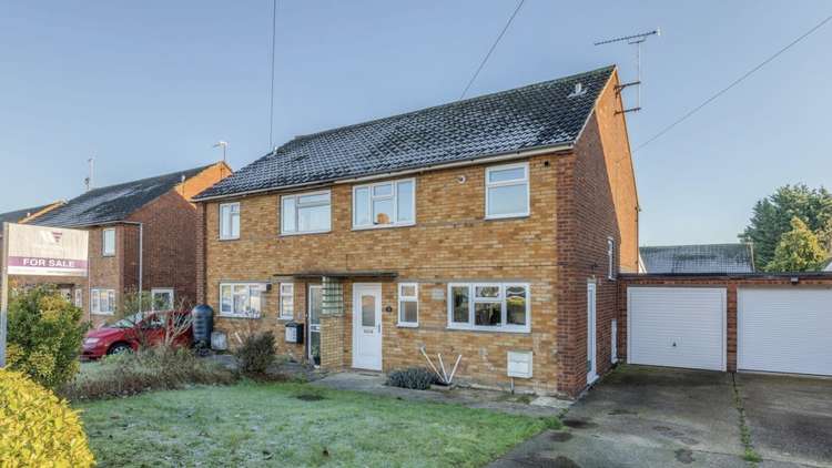 Wellington Evans Pick of the Week in Hitchin: Three bedroom house on Old Hale Way for sale
