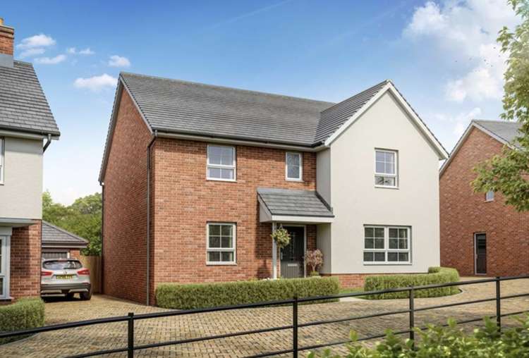 Wellington Evans Pick of the Week: Five bedroom detached home on Bedford Road on sale for £645,000 - take a look