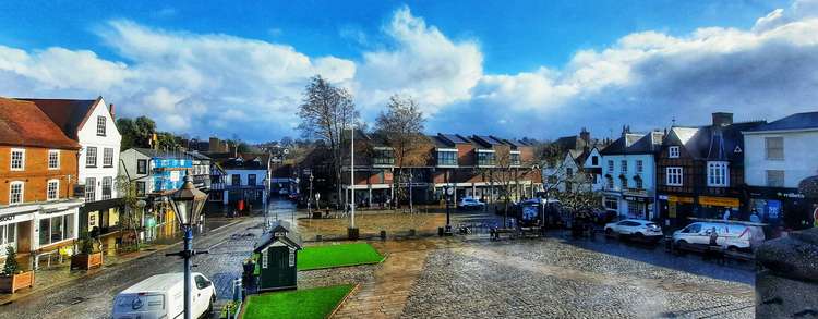 Hitchin: The calm after Storm Eunice. Hitchin Market Place on Friday. CREDIT: Danny Pearson