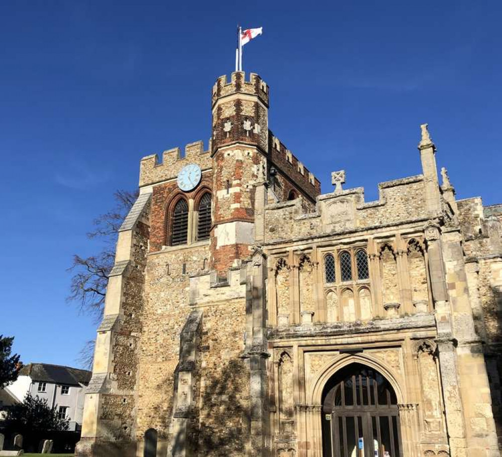 Hitchin: St Mary's Church open for people to pray for peace in Ukraine. PICTURE: St Mary's Church in the heart of Hitchin. CREDIT: @HitchinNubNews