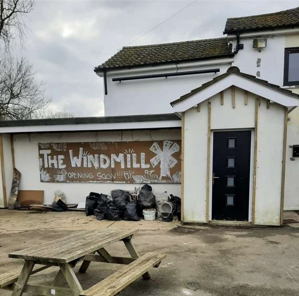 Hitchin: Tilting at Windmills or reason for excitement - opening soon sign appears on much-missed Charlton pub. CREDIT: Facebook