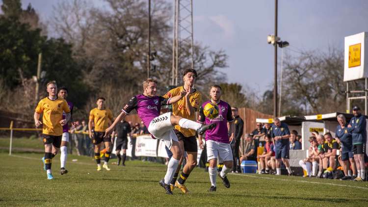 Hitchin Town battle to earn point after goalless draw at Alvechurch on Non League Day. CREDIT: PETER ELSE
