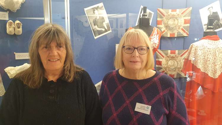 Stewards Margaret Lewis (L) and Linette Cray (R)